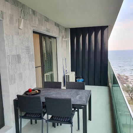 Mara By The Sea, Apartment Năvodari Kültér fotó